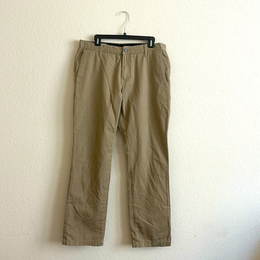 Chino pants
